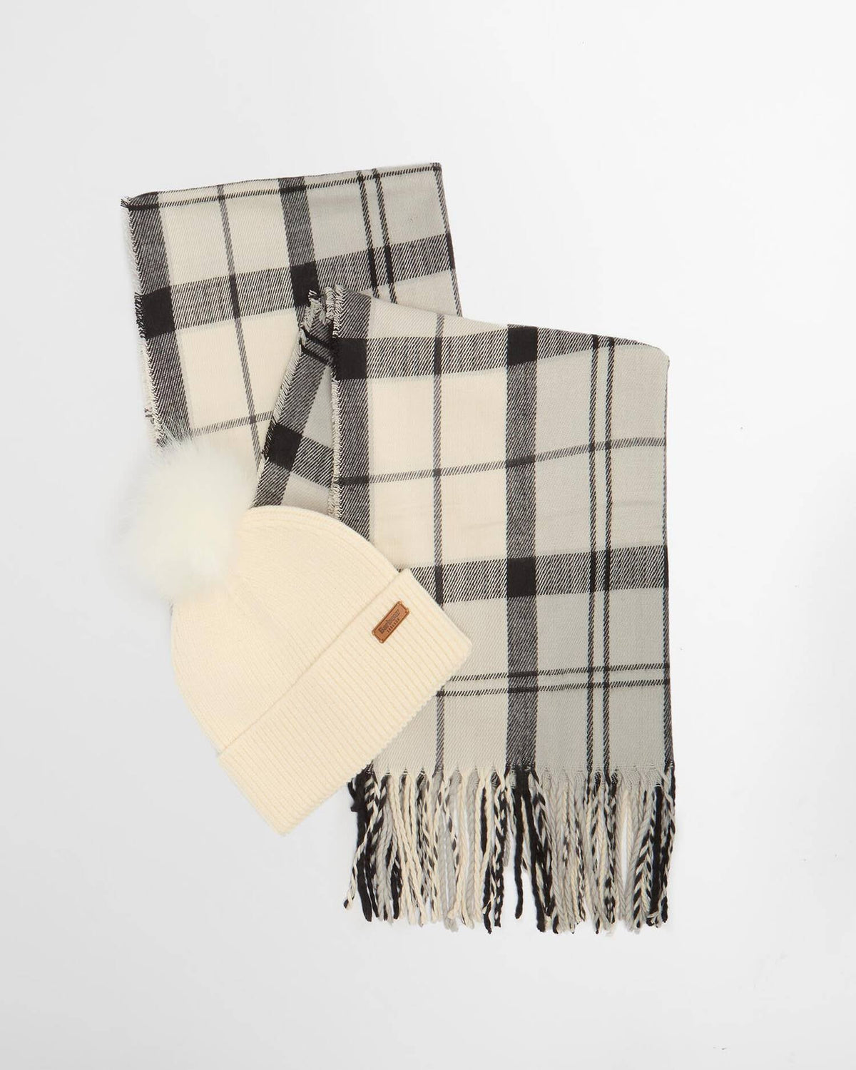 Barbour Dover Beanie & Hailes Scarf Gift Set