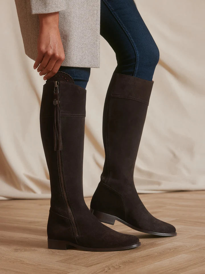 Fairfax & Favor Suede Regina - Reg Fit