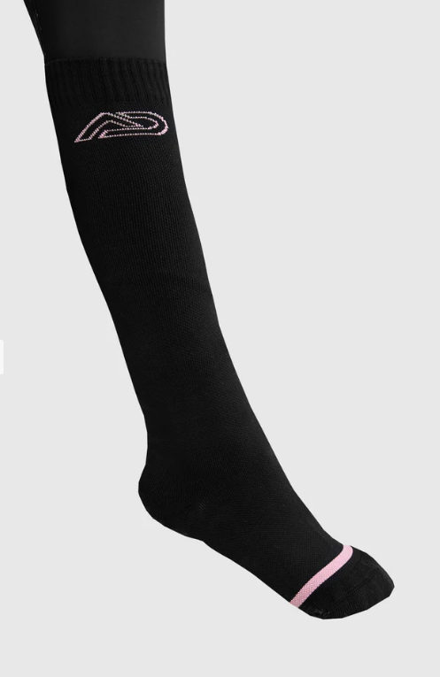 Aztec Diamond YR Pink Three Sock Pack SS25