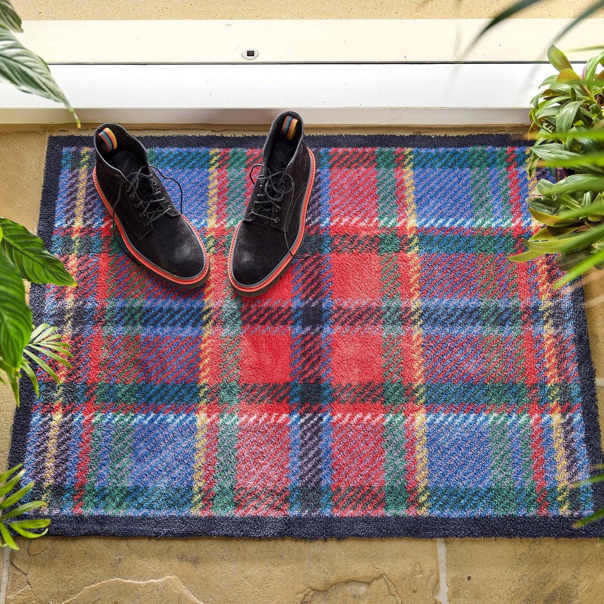 Hug Rug Tartan Red/Blue Mat