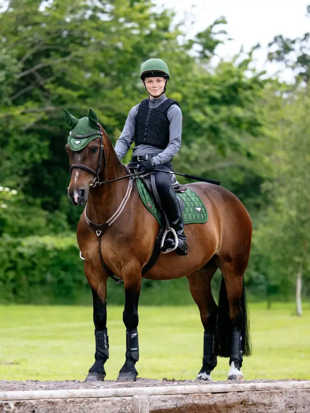 LeMieux Loire Classic Close Contact Square