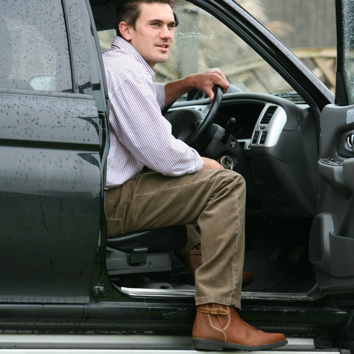 Tuffa Wayland Lightweight Safety Boots - Country Ways