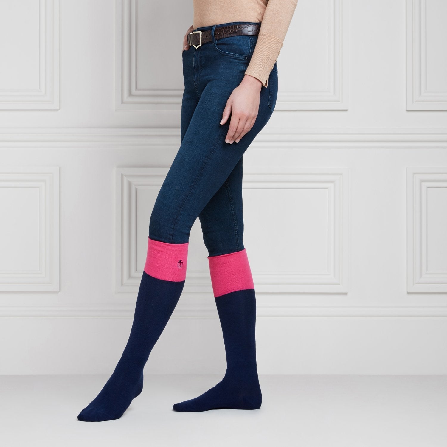 Fairfax Favor Signature Ladies Knee High Socks