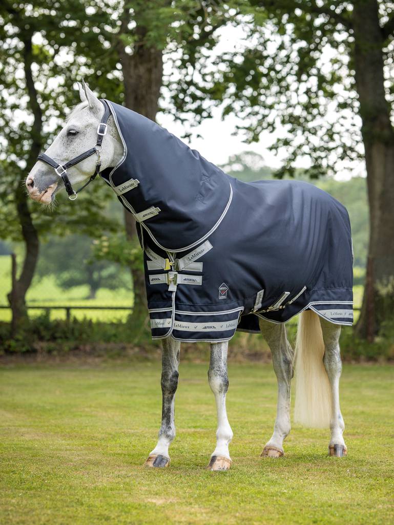 LeMieux Arika Featherweight Rug 0g - Country Ways